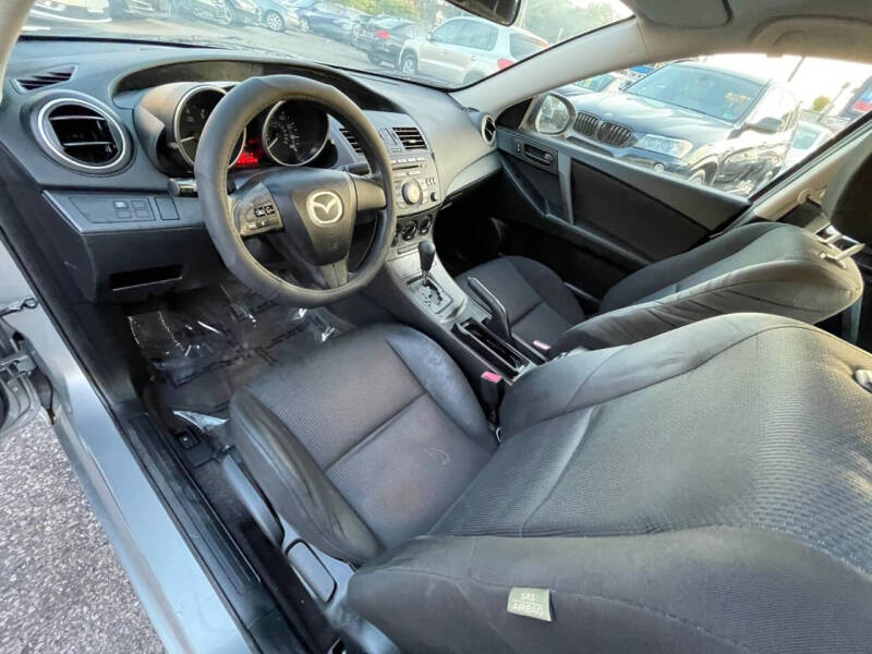 2011 Mazda MAZDA3 i Sport