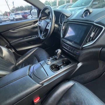 2017 Maserati Ghibli