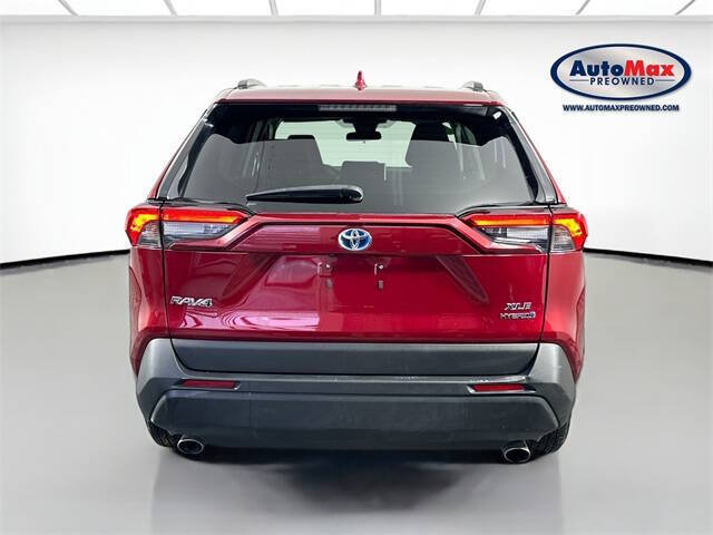 2024 Toyota RAV4 Hybrid XLE