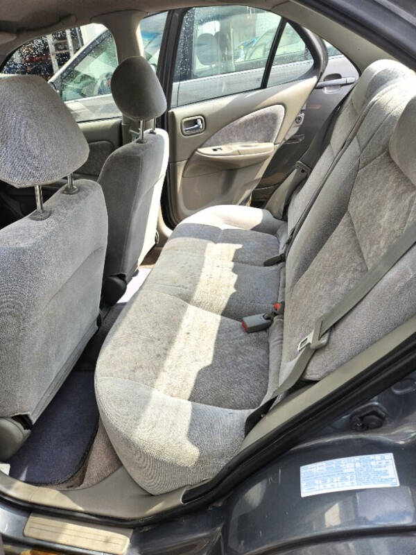 2001 Nissan Sentra XE