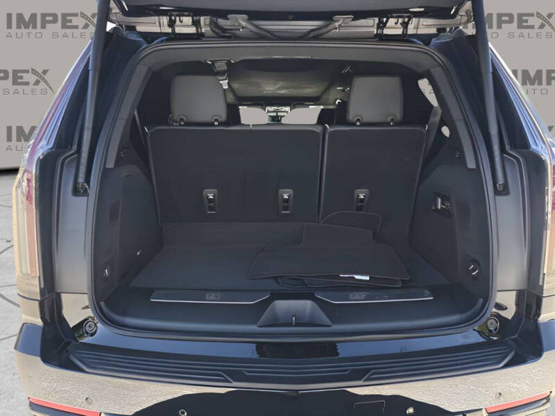 2025 Cadillac Escalade Sport