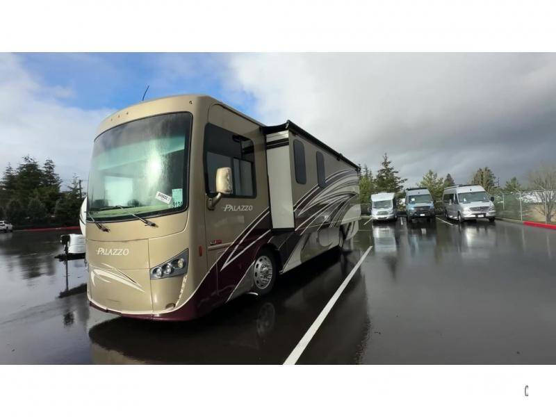 2017 Freightliner XCS Chassis