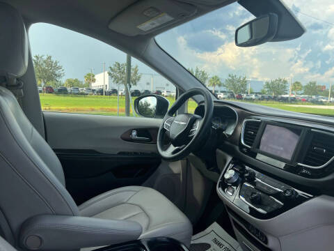 2021 Chrysler Voyager LXi