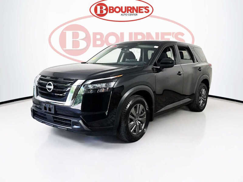 2025 Nissan Pathfinder S