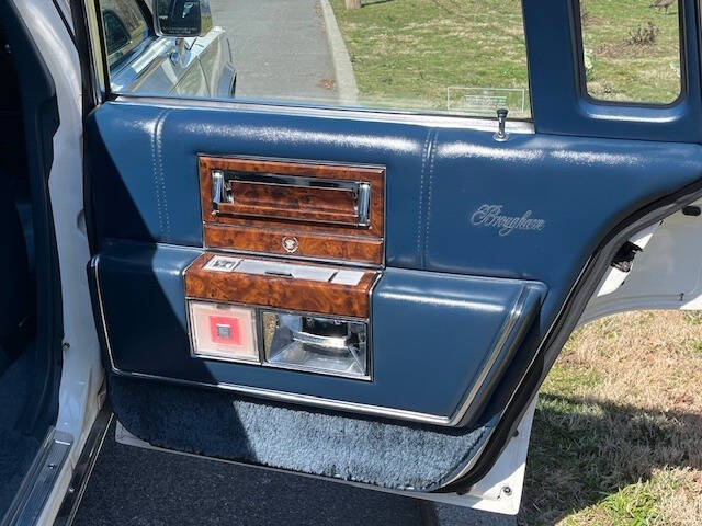 1991 Cadillac Brougham