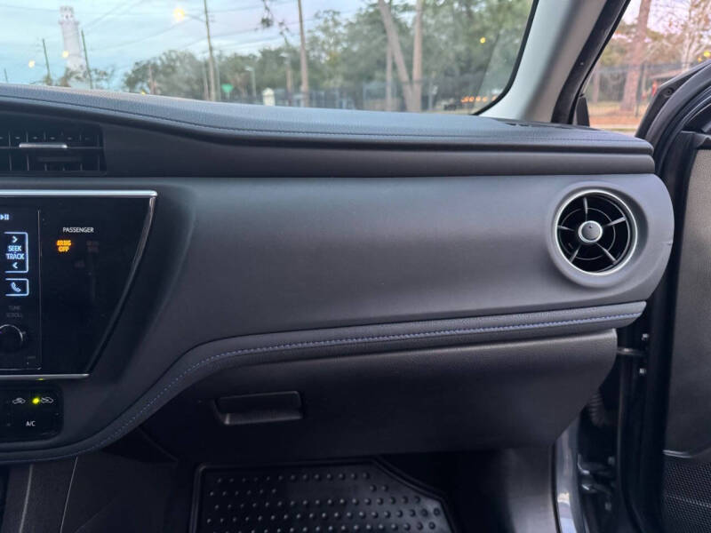 2017 Toyota Corolla SE