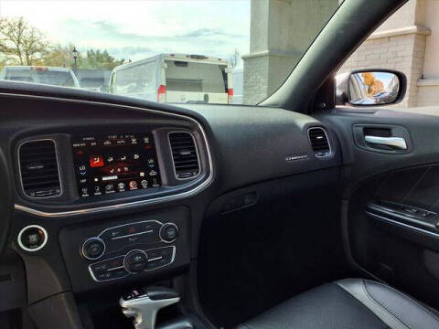 2016 Dodge Charger SXT