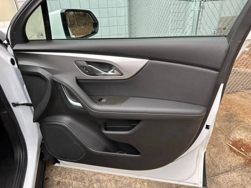2025 Chevrolet Blazer LT
