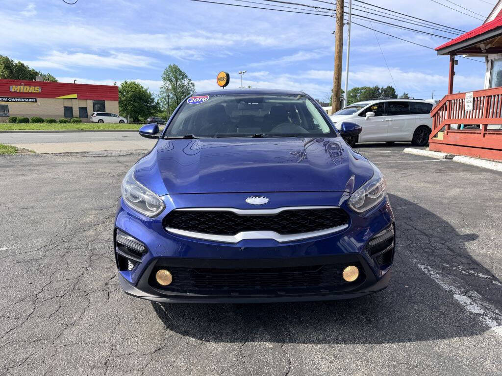 BLUE 2019 Kia Forte FE FE 4dr Sedan 6M 2