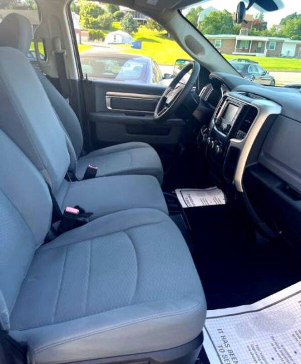 2020 RAM 1500 Classic SLT