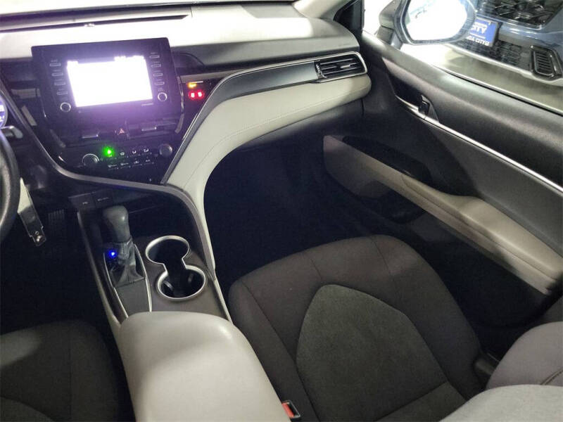 2021 Toyota Camry LE