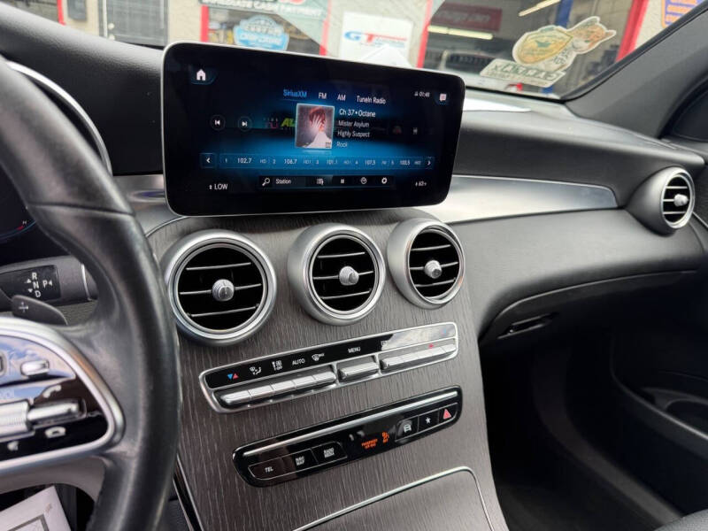 2021 Mercedes-Benz GLC GLC 300 4MATIC