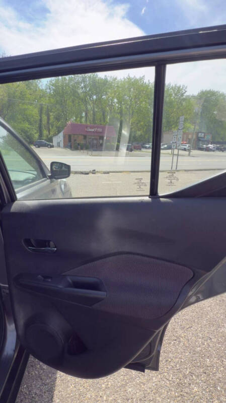 2020 Nissan Kicks SV