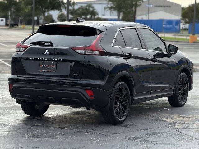 2022 Mitsubishi Eclipse Cross LE