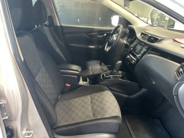 2021 Nissan Rogue Sport SV