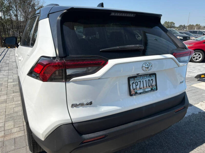 2021 Toyota RAV4 XLE