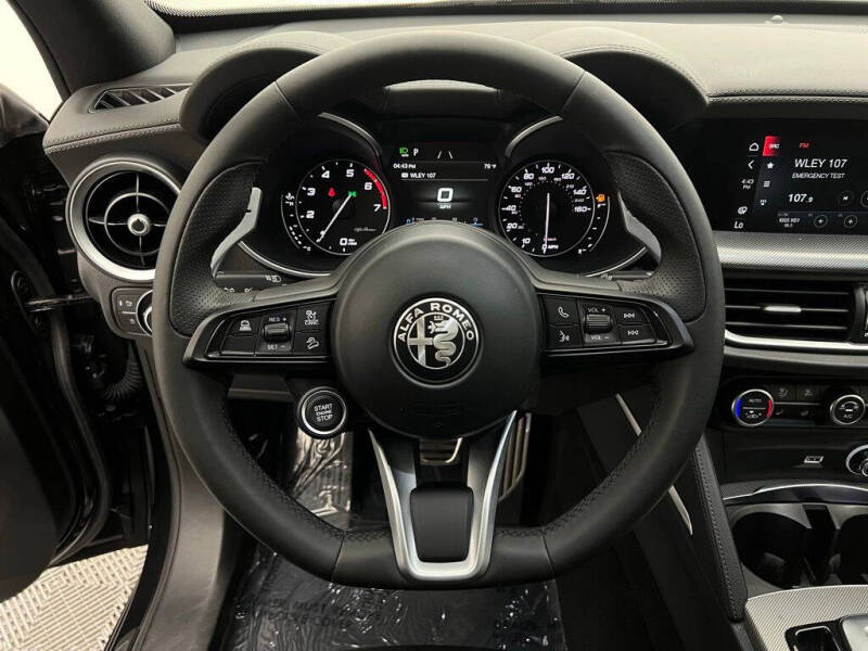 2022 Alfa Romeo Stelvio Veloce