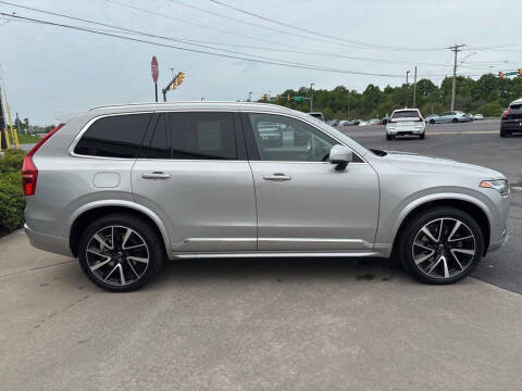 2023 Volvo XC90 B5 Plus Bright Theme