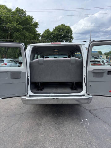 2009 Ford E-Series E-350 SD XL
