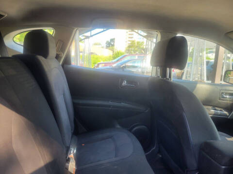 2015 Nissan Rogue Select S