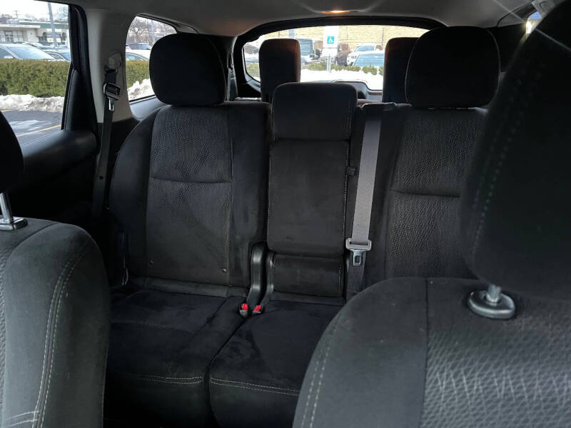 2015 Nissan Pathfinder SV