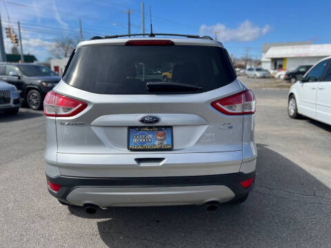 2015 Ford Escape SE