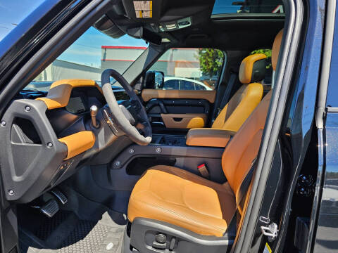 2023 Land Rover Defender 110 V8