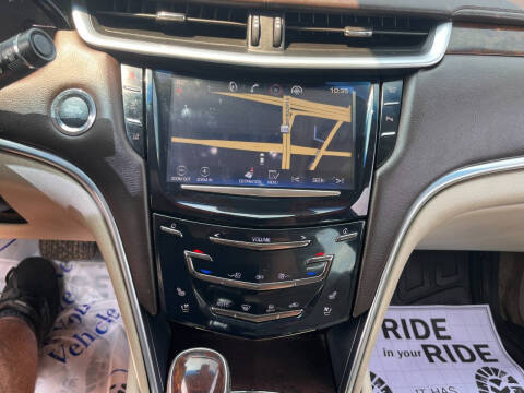 2013 Cadillac XTS Luxury Collection