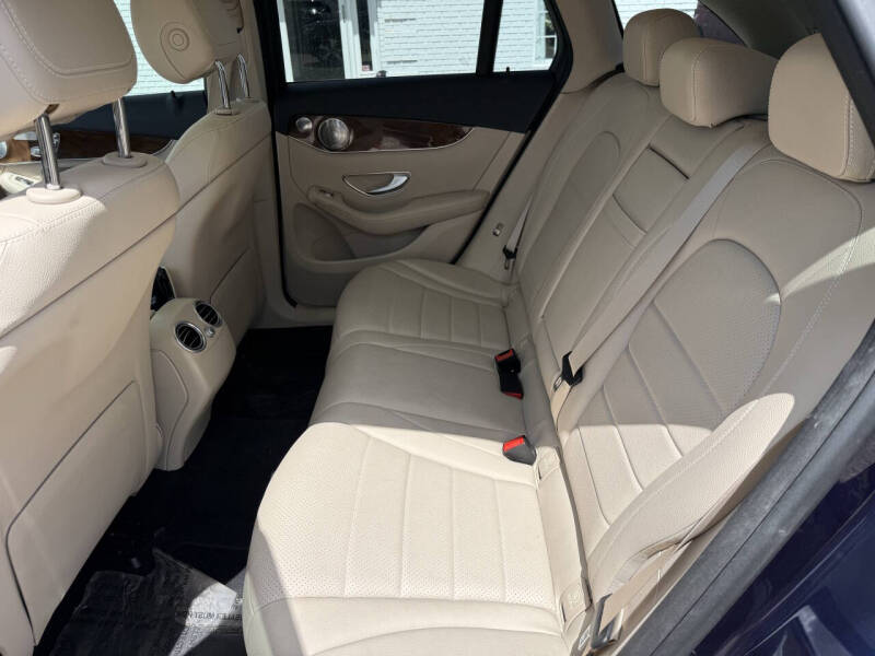2017 Mercedes-Benz GLC GLC 300