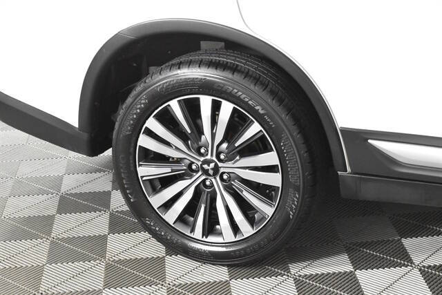 2020 Mitsubishi Outlander SE