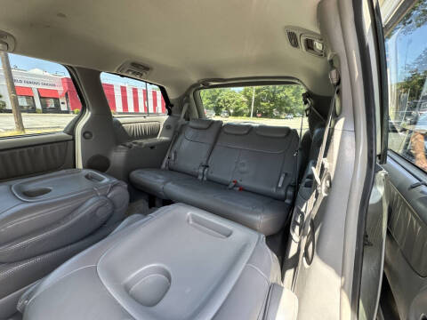 2007 Toyota Sienna XLE 7-Passenger