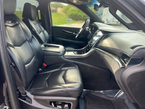 2017 Cadillac Escalade ESV Platinum