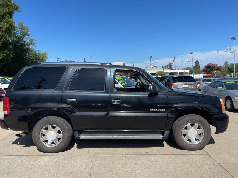2002 Cadillac Escalade