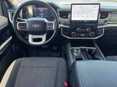 2022 Ford Expedition XLT