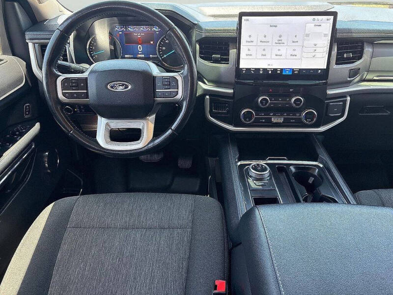 2022 Ford Expedition XLT