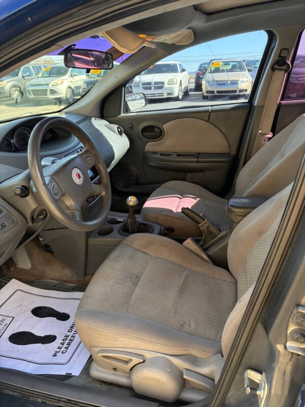 2005 Saturn Ion 2