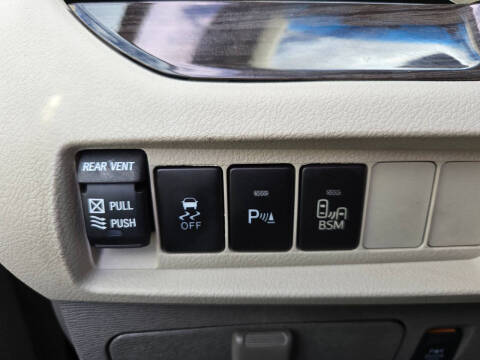 2016 Toyota Sienna XLE Premium 8-Passenger