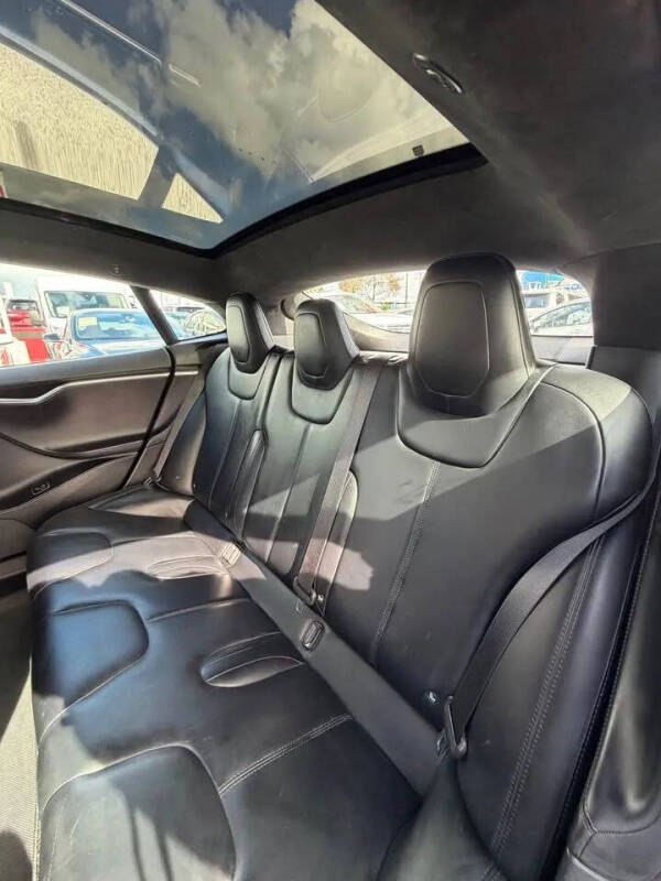 2016 Tesla Model S