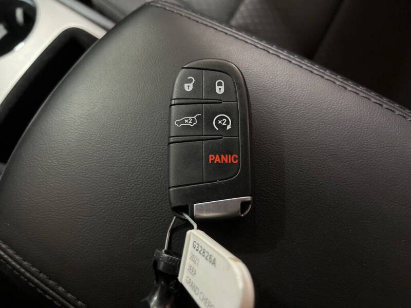 2021 Jeep Grand Cherokee Laredo E