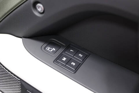 2022 Land Rover Defender 110 SE