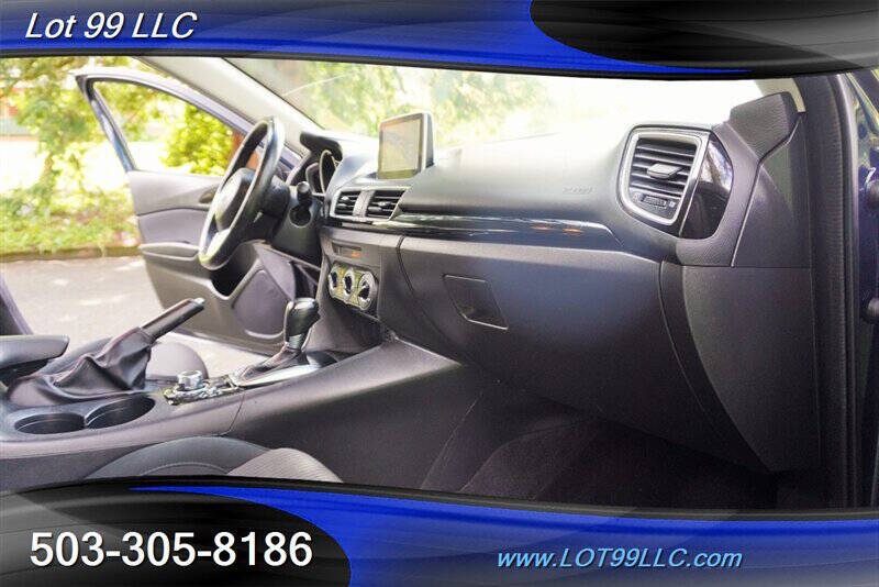 2016 Mazda MAZDA3 i Touring