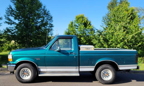 1996 Ford F-150 for sale at CLEAR CHOICE AUTOMOTIVE in Milwaukie OR