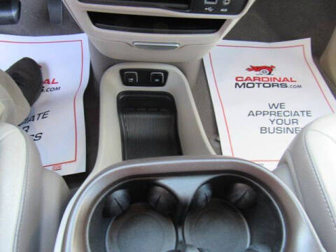 2017 Chrysler Pacifica Touring-L