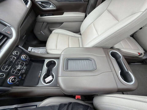 2023 GMC Yukon XL SLT