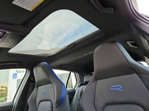 2026 Volkswagen Golf R 4Motion