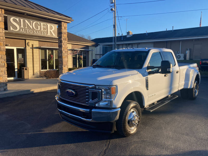 2022 Ford F-350 Super Duty XLT photo 6