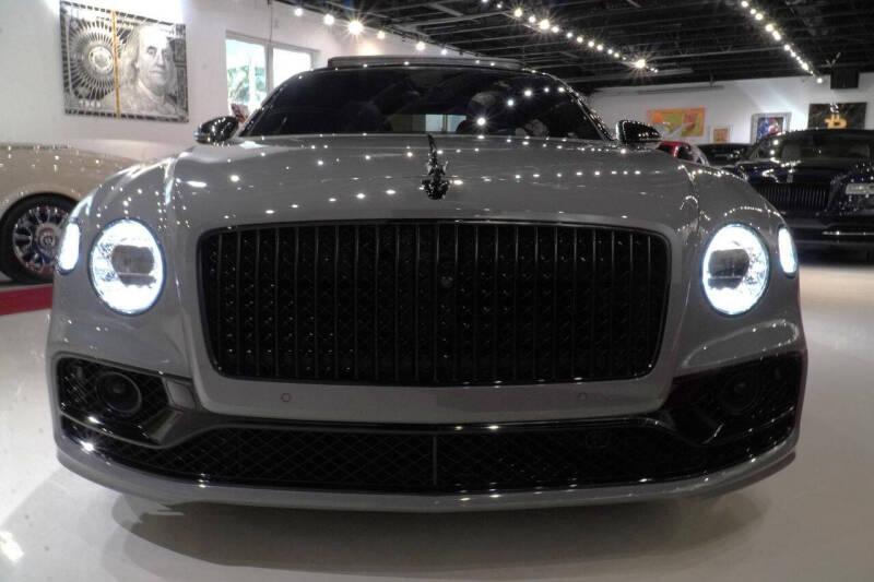 2023 Bentley Flying Spur V8