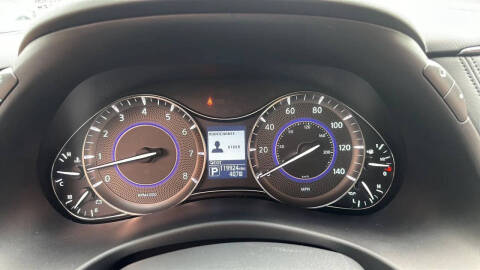 2014 Infiniti QX80