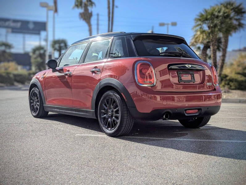 2016 MINI Cooper Base photo 4