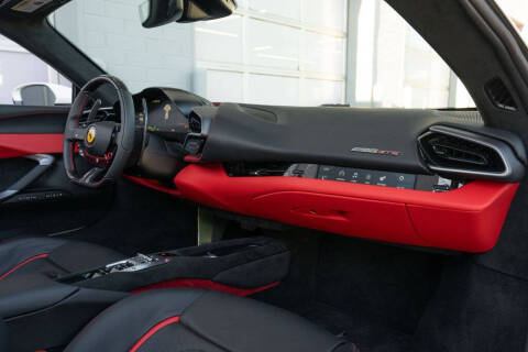 2024 Ferrari 296 GTS